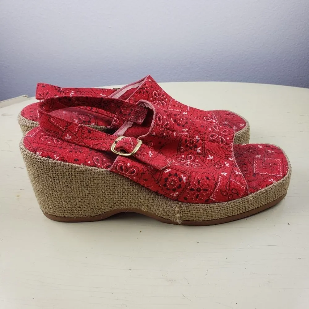 Women's Retro Rockabilly Handkerchief Red Banana Paisley Vintage Wedges Size 6B - Picture 10 of 12